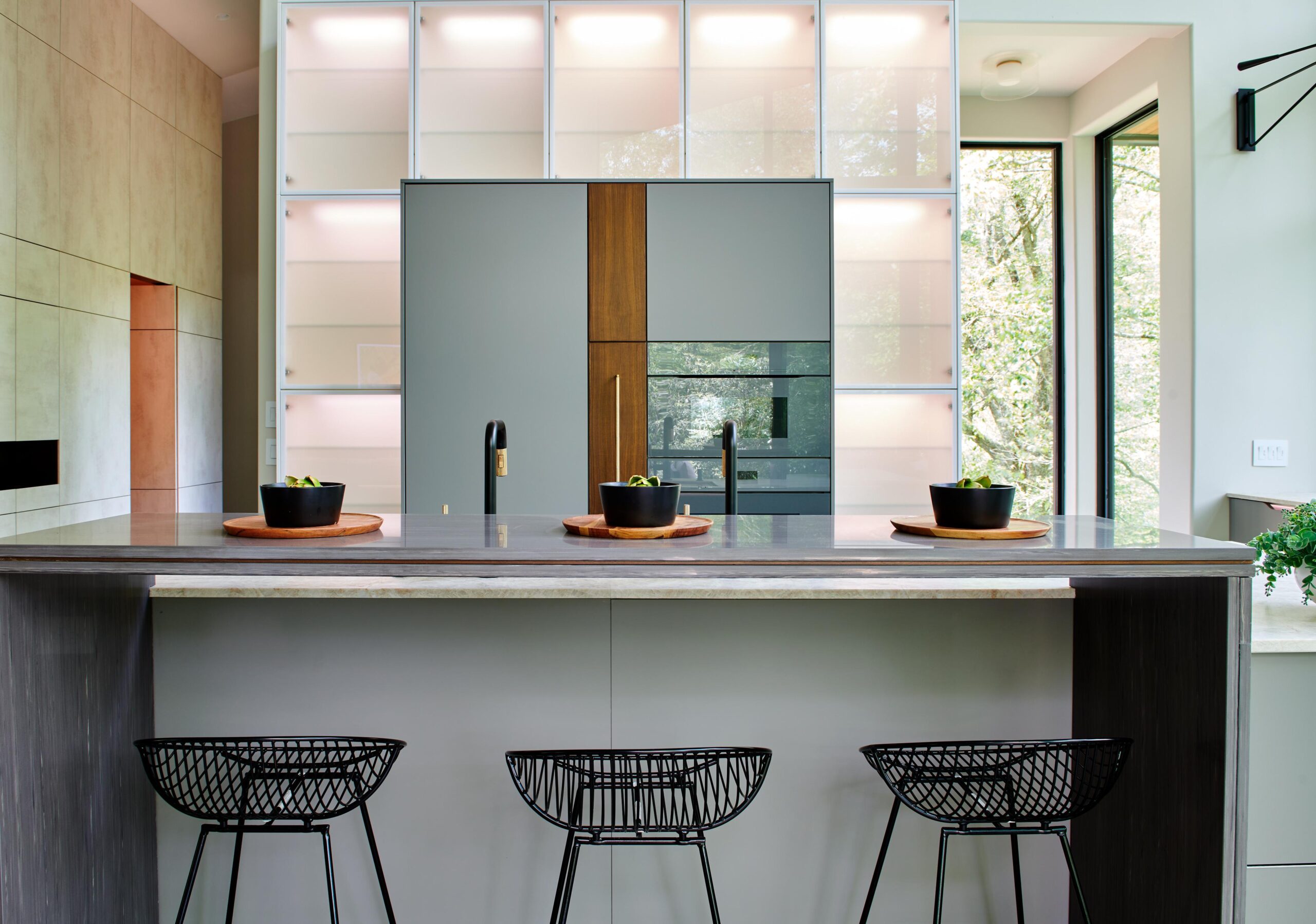 a_kitchen_with_a_bar_and_two_chairs_brdb_highlands_nc_bar